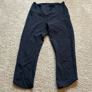 Lululemon crop black leggings with mesh on side